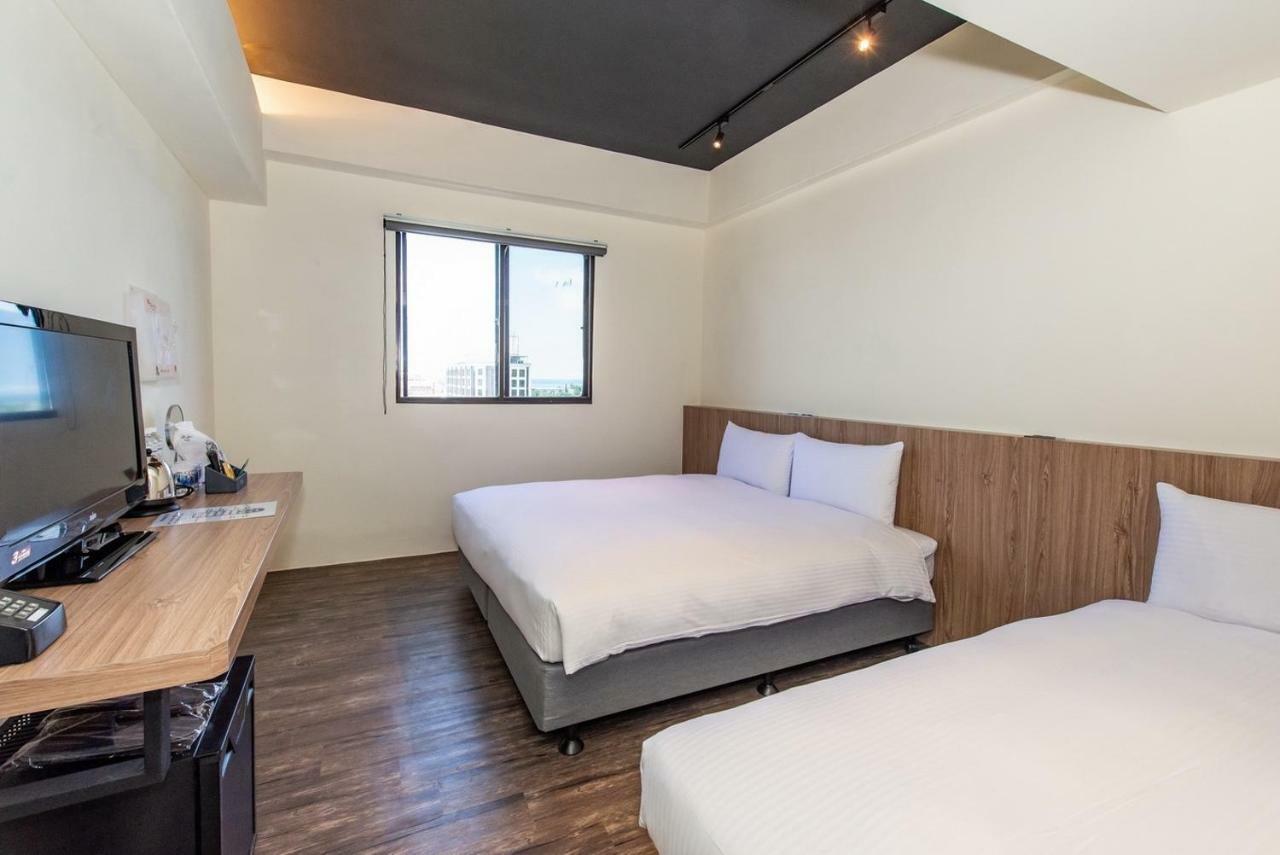 Traveller Inn Tiehua Cultural&Creative Hotel II T'ai-tung Exterior foto