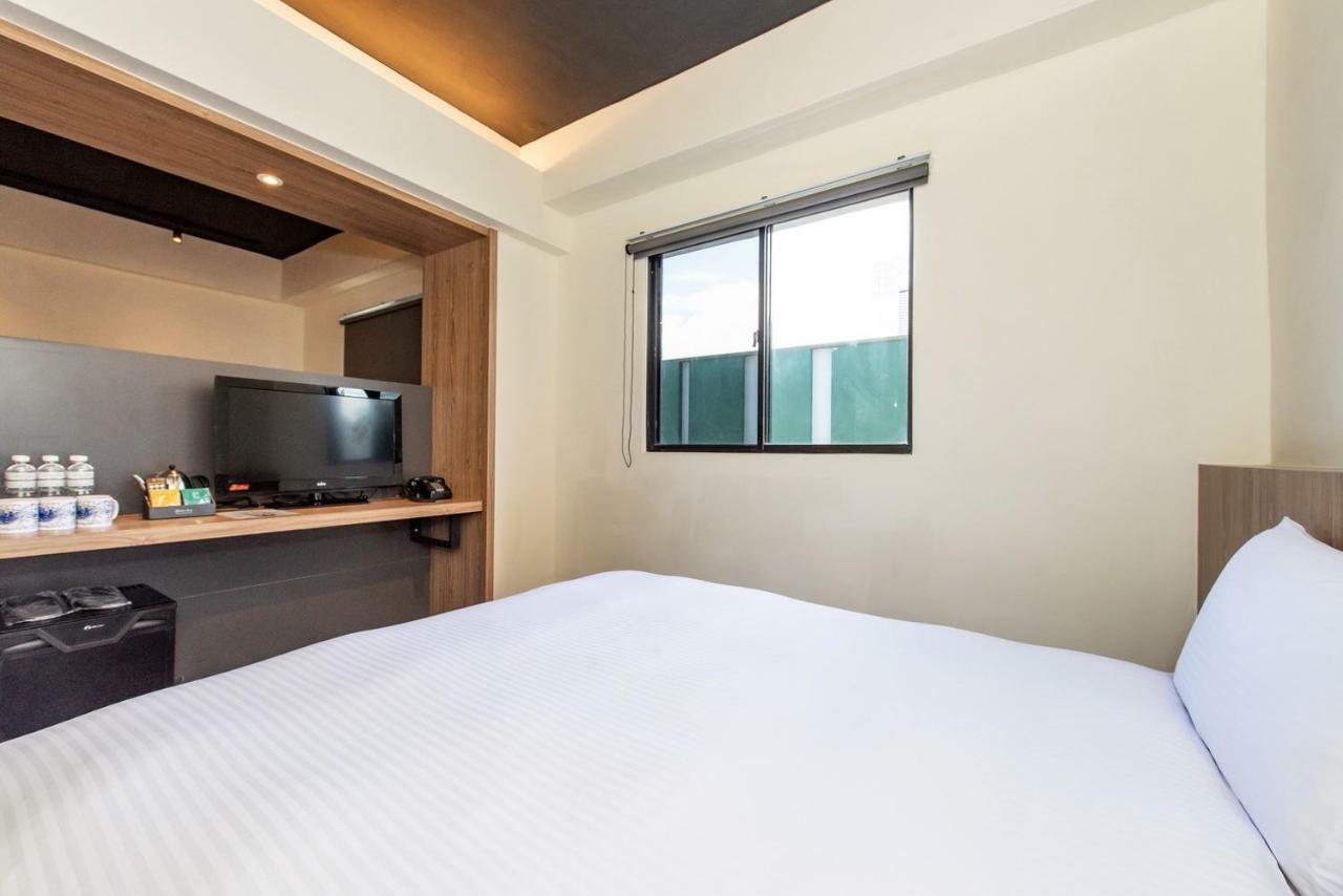 Traveller Inn Tiehua Cultural&Creative Hotel II T'ai-tung Exterior foto