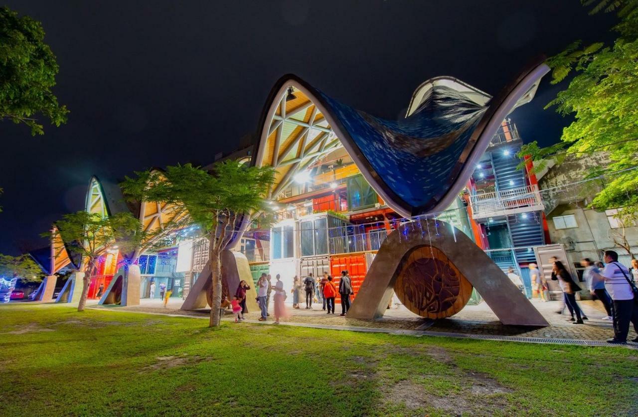 Traveller Inn Tiehua Cultural&Creative Hotel II T'ai-tung Exterior foto
